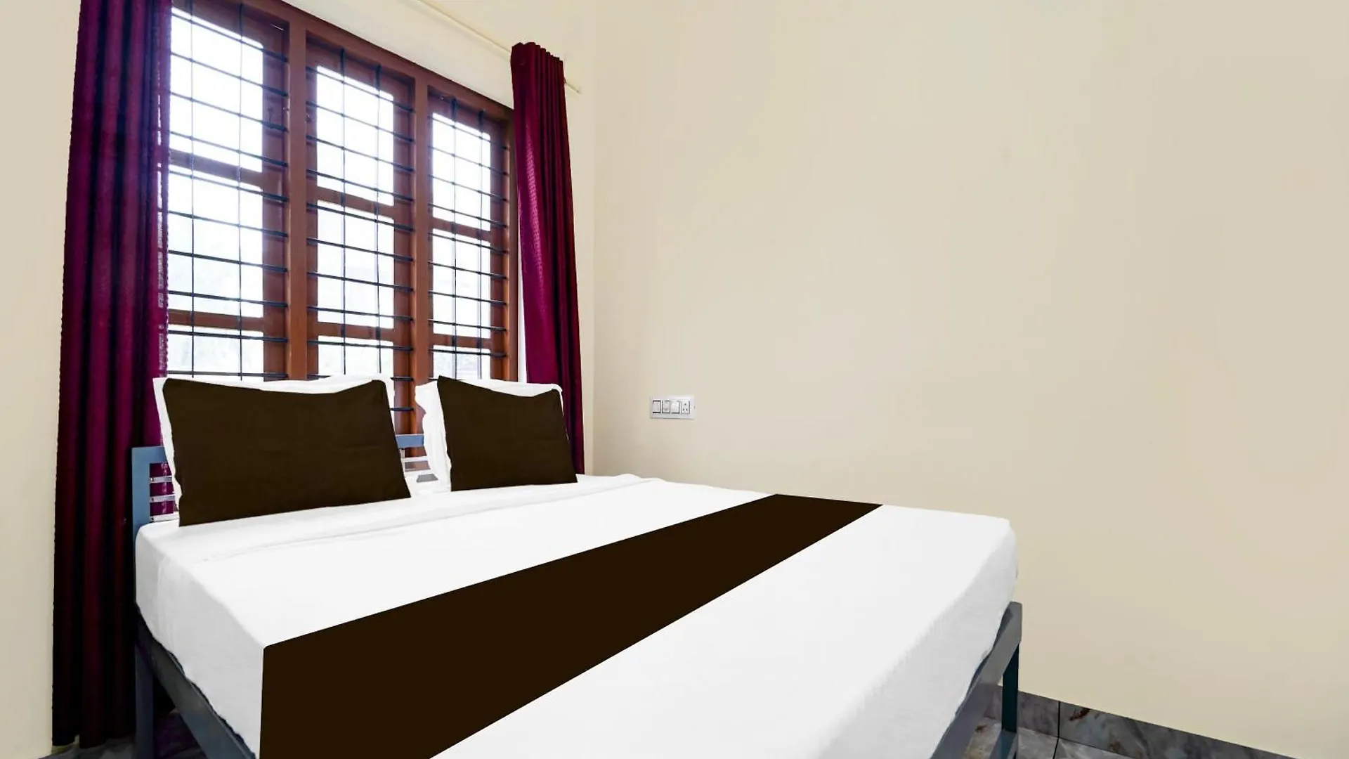 Hotel O Intent Group Of Rooms Thiruvananthapuram