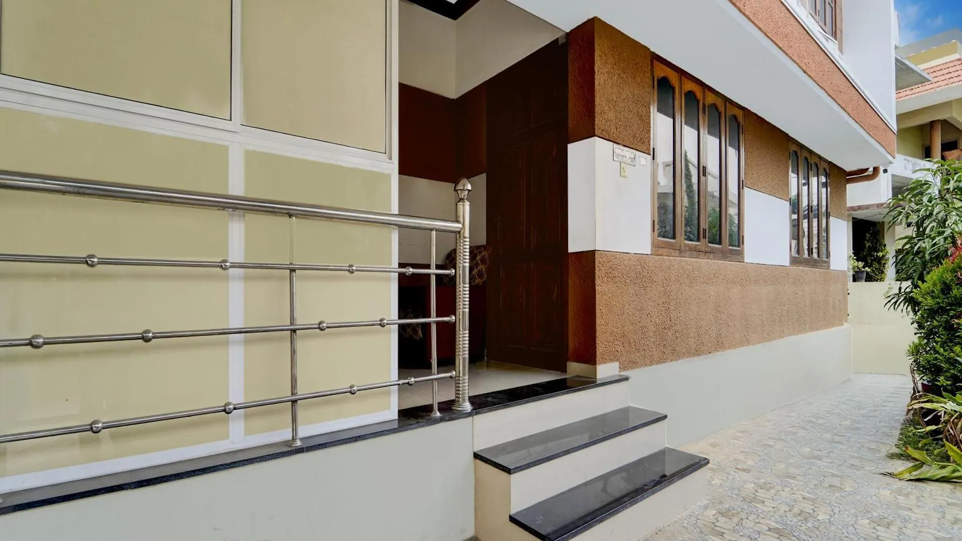 Hotel O Intent Group Of Rooms Thiruvananthapuram
